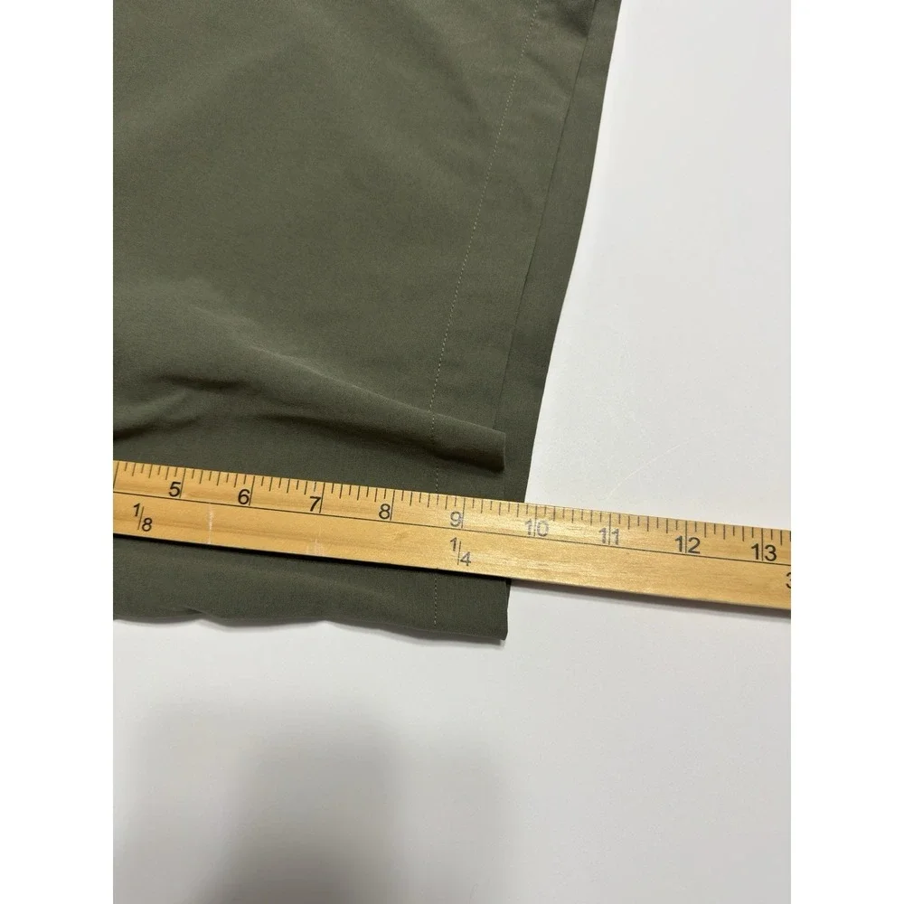 Black Diamond Men's Sierra Shorts Size XL Green Hiking Rock Climbing Bouldering